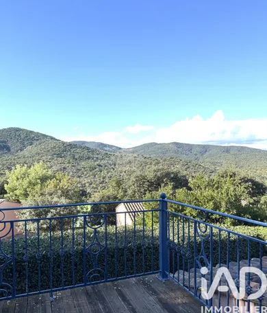 Maison à Roquebrune-sur-Argens (83520)