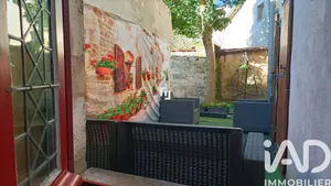 Maison à Saint-Jean-d'Angély (17400)