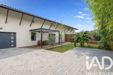 Longere in Eysines (33320)