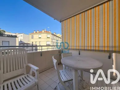 Apartment in Cannes (06400)