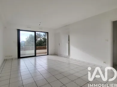 Apartment in Cholet (49300)