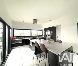 House in Rogerville (76700)