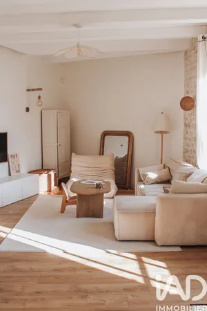 Townhouse in La Rochelle (17000)