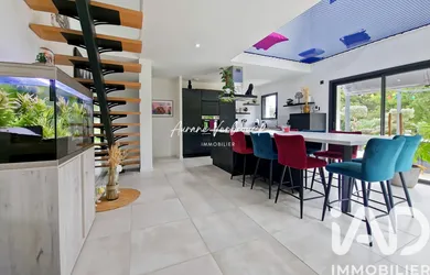 House in La Chapelle-de-Brain (35660)