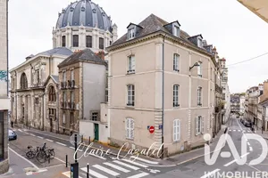 Apartment in Nantes (44100)