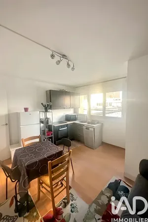 Apartment in Meudon (92360)