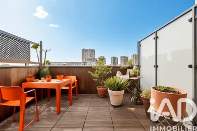 Duplex in Romainville (93230)