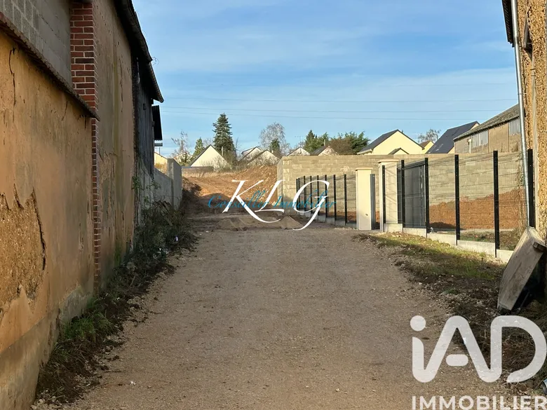 Terrain à bâtir à Jouy (28300) · 136 500 €