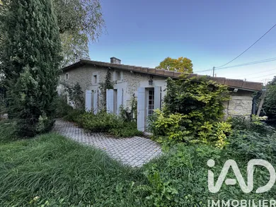 Park home in Saint-Bonnet-sur-Gironde (17150)