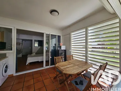 Apartment in saint francois (97118)