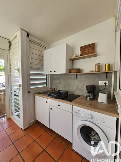 Apartment in saint francois (97118)