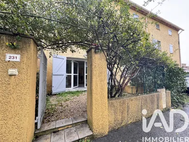 Appartement à Brue-Auriac (83119)