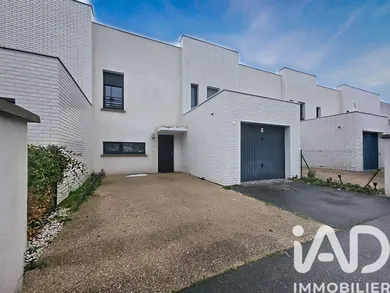 House in Fleury-Mérogis (91700)