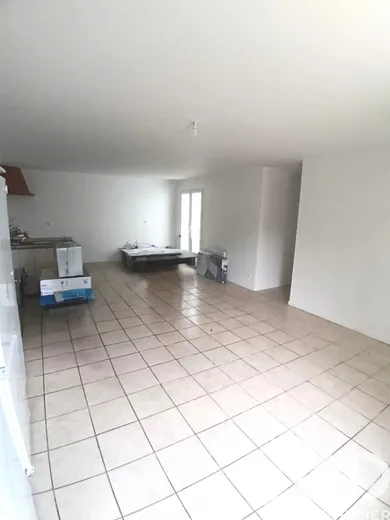 Maison traditionnelle à Épineau-les-Voves (89400)