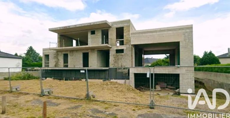 Maison 6 pièces 500 m² · à Cosnes-et-Romain · 500 m² · 449 000 €