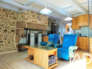 Maison à Noyal-sous-Bazouges (35560)