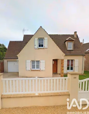 Detached house in Rivecourt (60126)