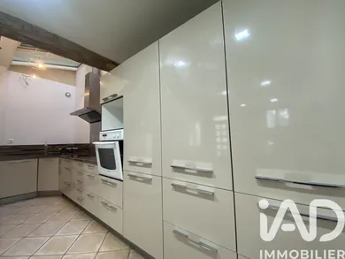 Townhouse in Bray-sur-Seine (77480)