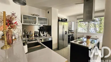 Apartment in Nantes (44300)