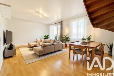 Duplex in Bailly-Romainvilliers (77700)