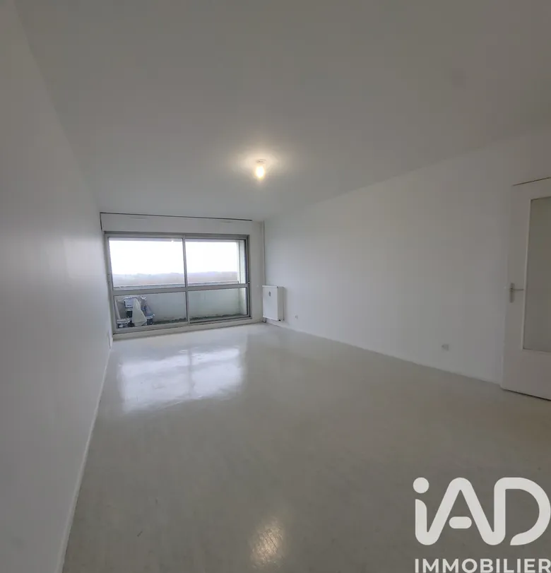 Appartement 2 pièces 55 m² · à Moulins · 55 m² · 58 000 €