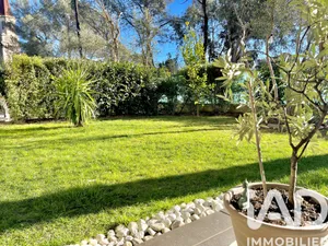 Apartment in Saint-Raphaël (83700)