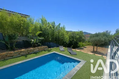 House in Hyères (83400)