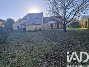 Architectural house in La Genevraye (77690)