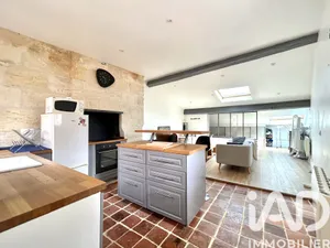 Apartment in Bordeaux (33000)