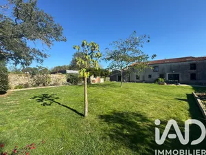 Maison à Montréverd (85260)