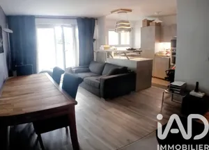 Apartment in Palaiseau (91120)