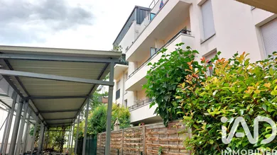 Apartment in Pantin (93500)