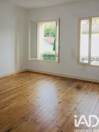 House in Vayres (33870)