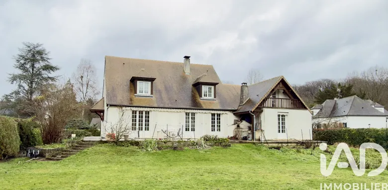 Maison 7 pièces 235 m² · à Ermenonville · 235 m² · 430 000 €