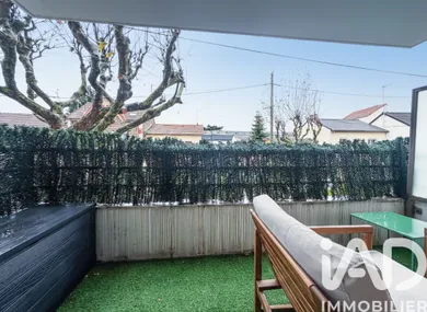 Apartment in Rosny-sous-Bois (93110)