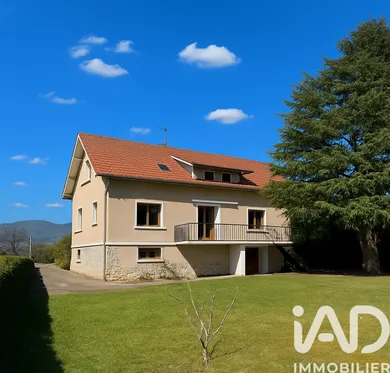 House in Coublevie (38500)