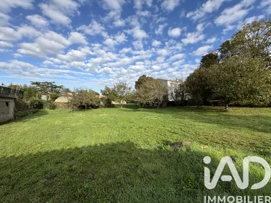 Terrain à bâtir à Saint-Agnant (17620)