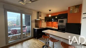Apartment in Villeurbanne (69100)