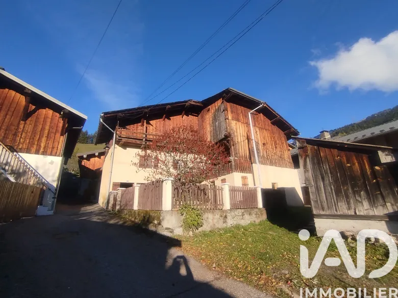 Maison 4 pièces 65 m² · à La Léchère · 64,8 m² · 270 000 €
