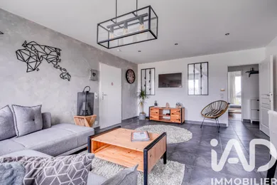 Apartment in Chessy (77700)