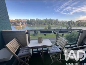 Apartment in Courbevoie (92400)