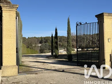 Maison traditionnelle à Rognes (13840)