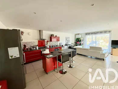 Appartement à Fraisses (42490)