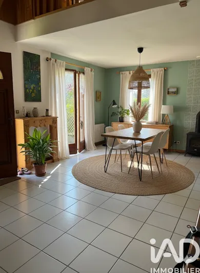 Maison de village à Villers-en-Arthies (95510)
