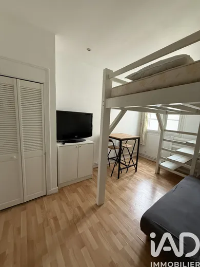 Apartment in Paris (75014)