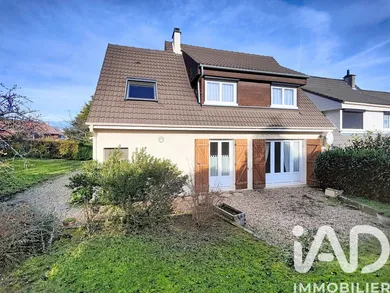 House in Magnanville (78200)