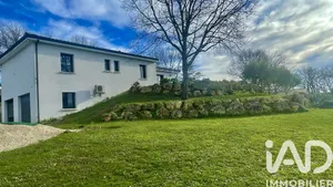 Maison traditionnelle à Orignolles (17210)