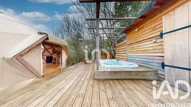 Immeuble à Monclar-de-Quercy (82230)