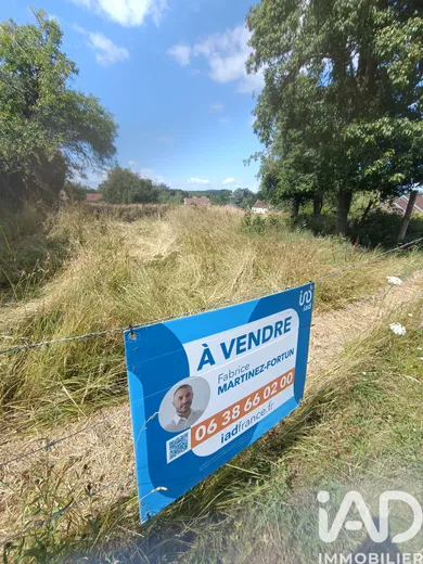 Building plot in Le Charmel (02850)