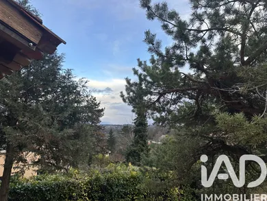 Maison traditionnelle à Couzon-au-Mont-d'Or (69270)